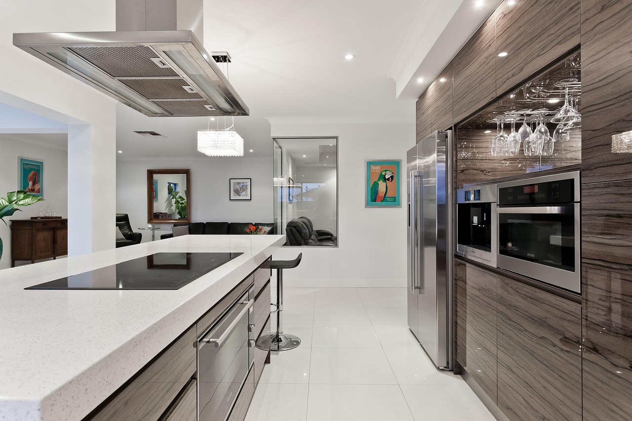 Fridge FAQ: Why Does My Refrigerator Run Loud?